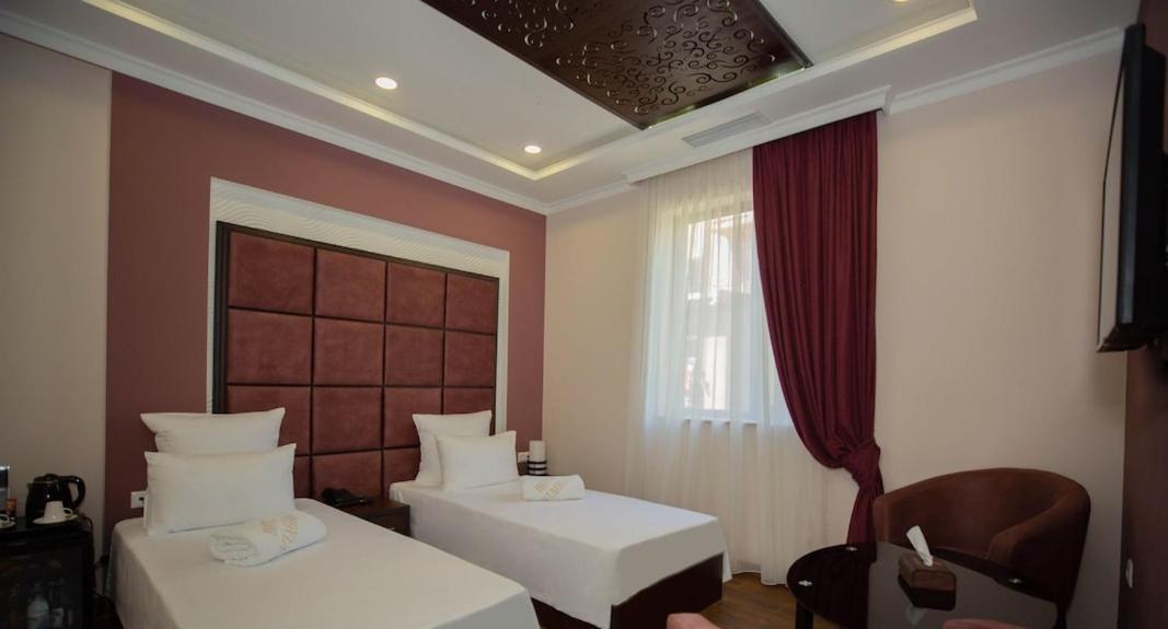 Vg Hotel Yerevan Exterior photo